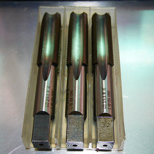 3/4 16 NF GTD USA JUEGO DE MACHOS